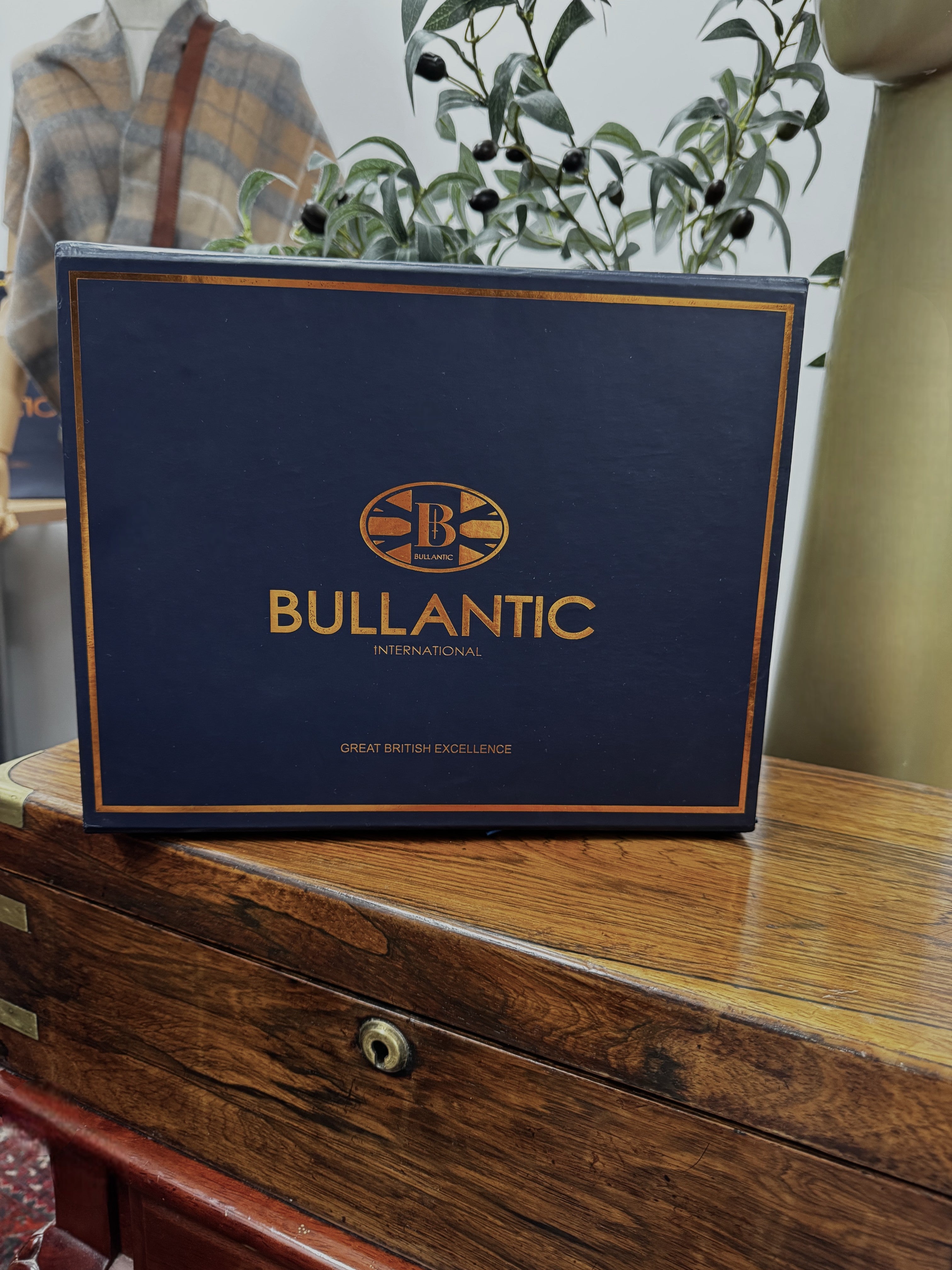 Bullantic Gift Box